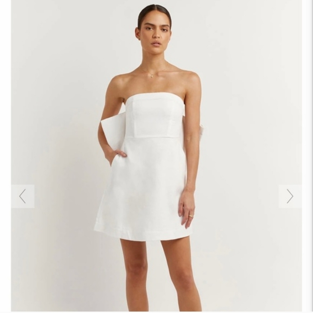 DISSH Aisle White Linen Back Bow Dress Size 8 NWT NEW